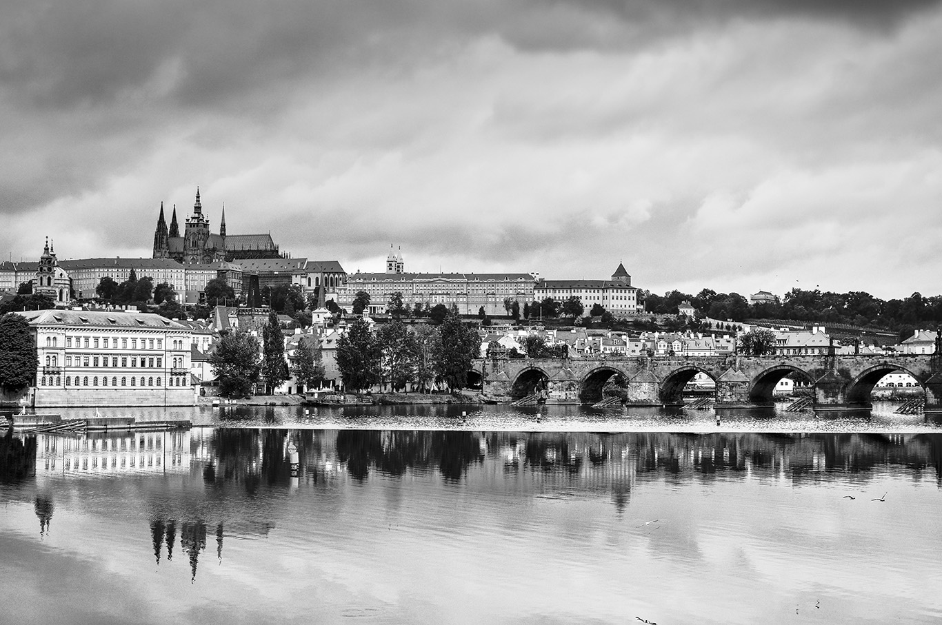 quitandtravel preeti.photography travel photography Prague Czech Republic EU Baroque Vltava river